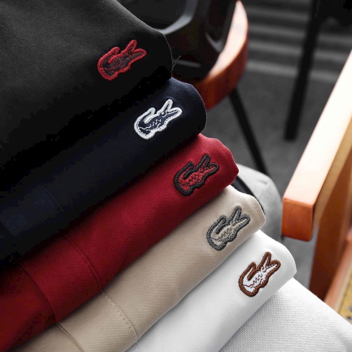 ĐẶT MAY QUẦN ÁO SỐ LƯỢNG LỚN