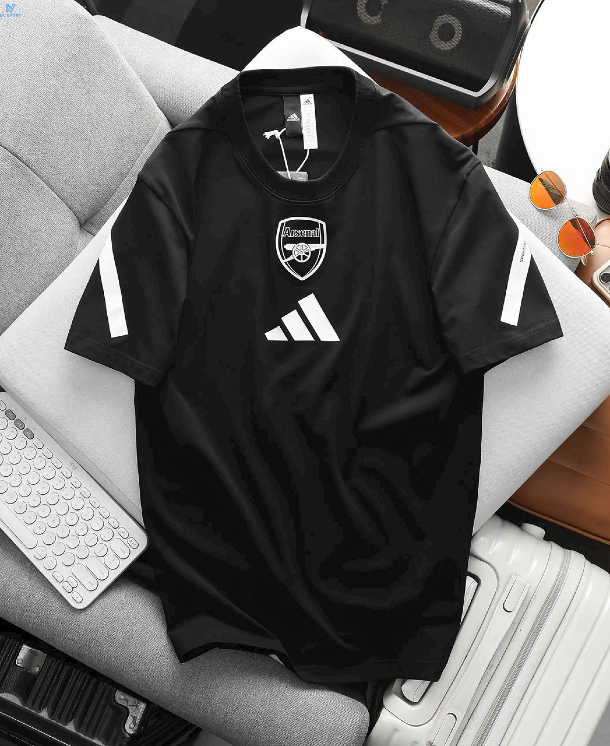 ÁO THỂ THAO MẪU 1